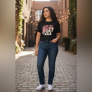 Black Plus Size T-Shirt With Graphic Design "In My Tortured Poet Era" Size 5 XL